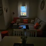 Апартаменти Sea View Izziy *
