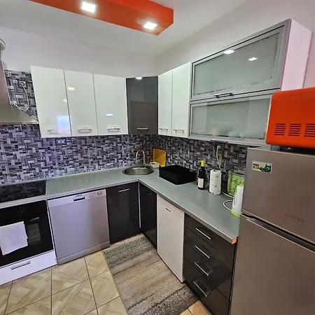 Sea View Izziy Zadar, Self Check In * ザダル