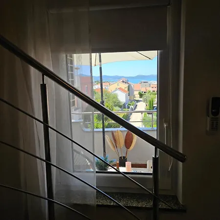 Apartment Sea View Izziy